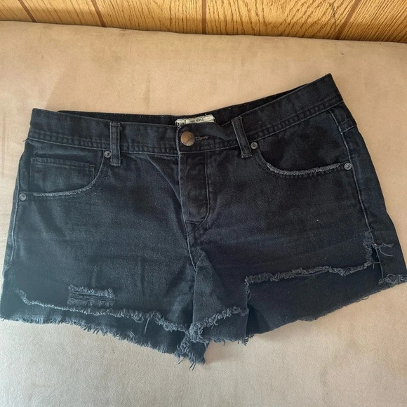 Free People distressed high waisted mom jean shorts blackRock Denim Uptown Short - Picture 4 of 7